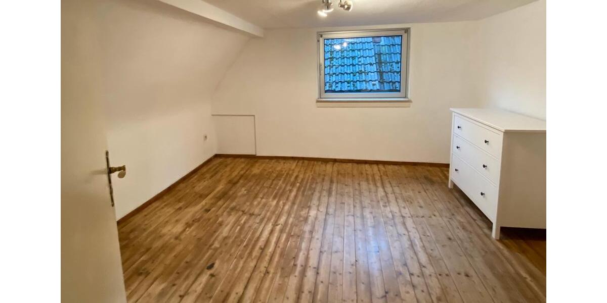 Kleines Einfamilienhaus als 3 ZKB mit Abstellraum und Keller 3 zimmer