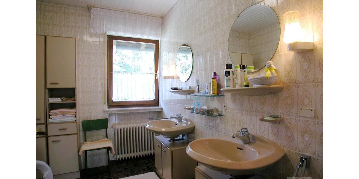 Wohnen auf Zeit Bad Lippspringe - 1 Zimmer, 40 m&sup2;, 650&euro; | Angebot:26594709