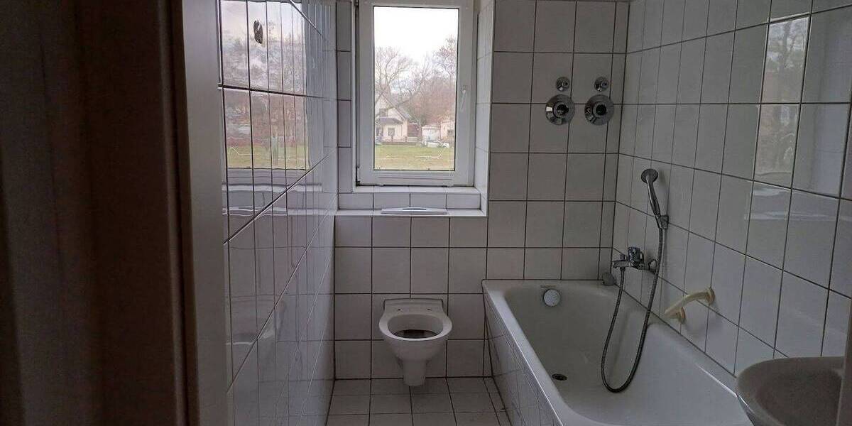 Etagenwohnung Merseburg Geusa - 3 Zimmer, 52 m&sup2;, 313&euro; | Angebot:26751175