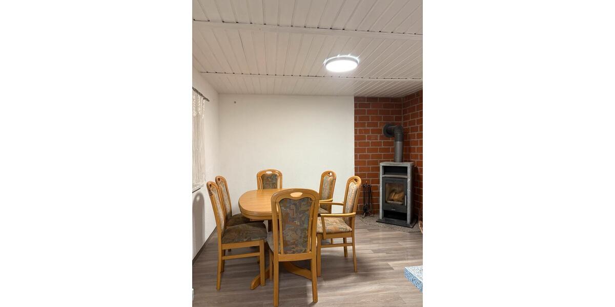 Etagenwohnung Neuhardenberg - 1 Zimmer, 30 m&sup2;, 390&euro; | Angebot:25942027