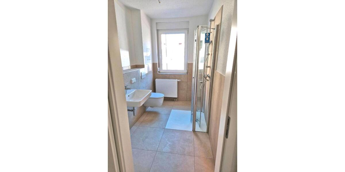 Erdgeschoßwohnung Ronneburg - 2 Zimmer, 60 m&sup2;, 465&euro; | Angebot:26497924