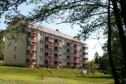 Wohnung Marienberg - 4 Zimmer, 67 m&sup2;, 400&euro; | Angebot:25269945