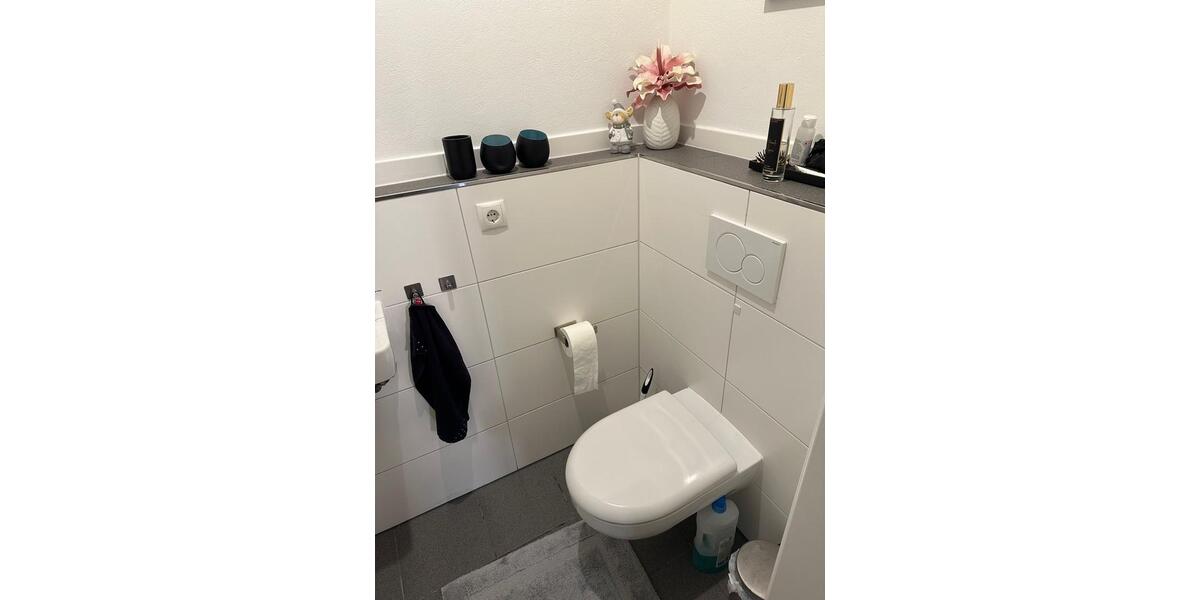 Erdgeschoßwohnung Rellingen - 3 Zimmer, 77 m&sup2;, 1.730&euro; | Angebot:24757030