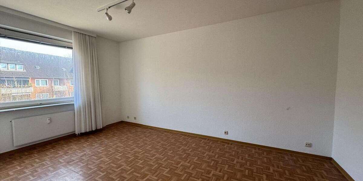 Etagenwohnung Plön - 2 Zimmer, 66 m&sup2;, 590&euro; | Angebot:25283282