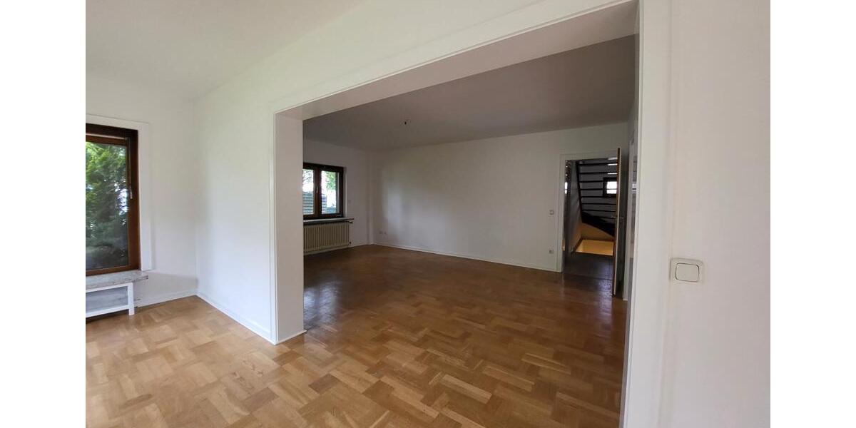 Einfamilienhaus Lübeck Sankt Jürgen - 6 Zimmer, 201 m&sup2;, 1.450&euro; | Angebot:26029451