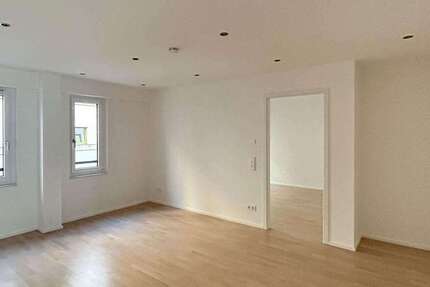 Wohnung Stuttgart Stuttgart-Mitte - 3 Zimmer, 77 m&sup2;, 1.525&euro; | Angebot:26463559
