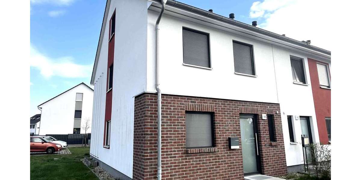 Einfamilienhaus Schulzendorf - 4 Zimmer, 135 m&sup2;, 2.400&euro; | Angebot:26211564