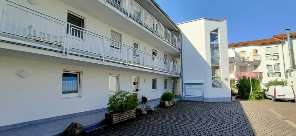 Etagenwohnung Mühlhausen (Thüringen) - 2 Zimmer, 57 m&sup2;, 375&euro; | Angebot:18941480