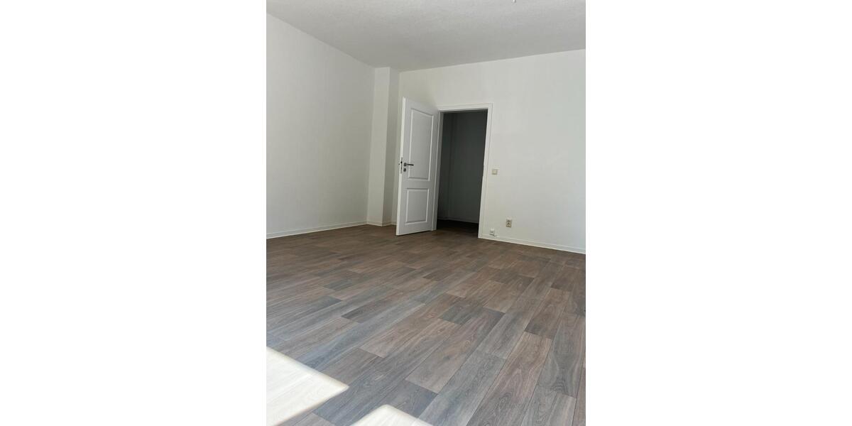 Erdgeschoßwohnung Calbe (Saale) - 3 Zimmer, 69 m&sup2;, 485&euro; | Angebot:26366818