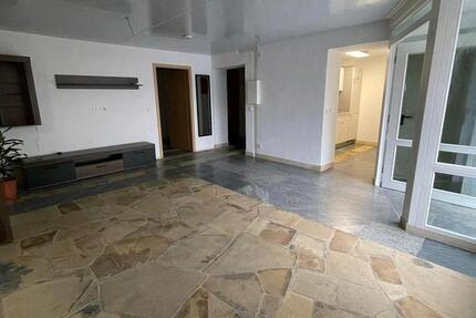 2 Zimmer Wohnung Erdgeschoß ebenerdig mit 1 Stellplatz 1 zimmer