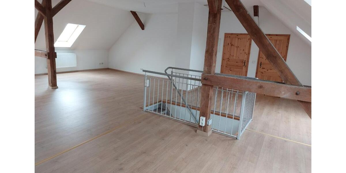 Einfamilienhaus Löwenberger Land - 5 Zimmer, 270 m&sup2;, 2.400&euro; | Angebot:26673842