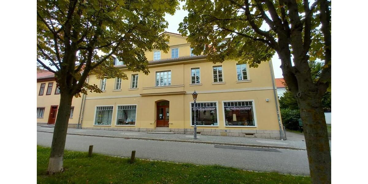 Schöne 2-Raum-Dachgeschosswohnung in Schlossnähe 2 zimmer