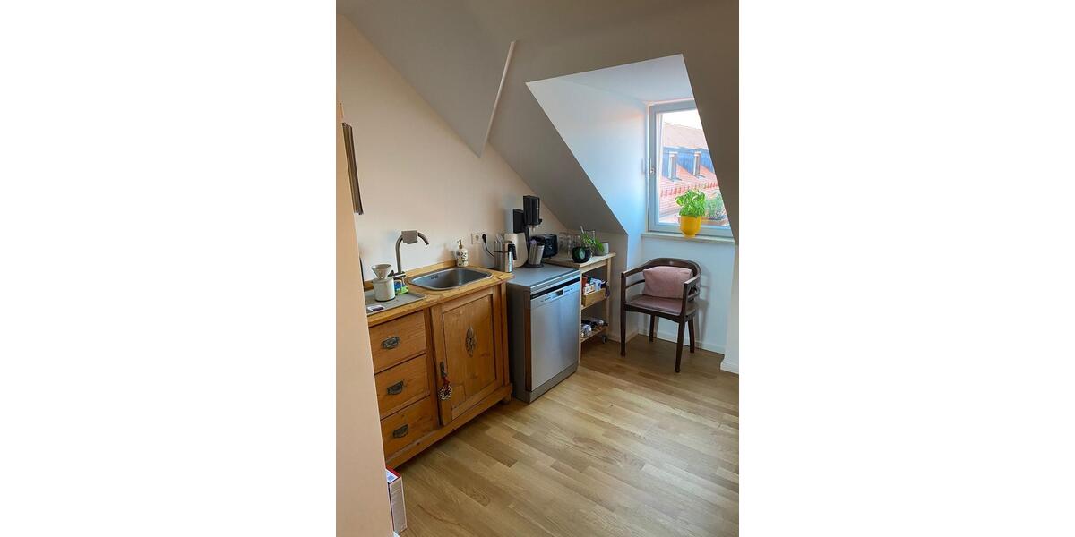 Dachgeschoßwohnung Bamberg Am Bruderwald - 2 Zimmer, 58 m&sup2;, 875&euro; | Angebot:25870513