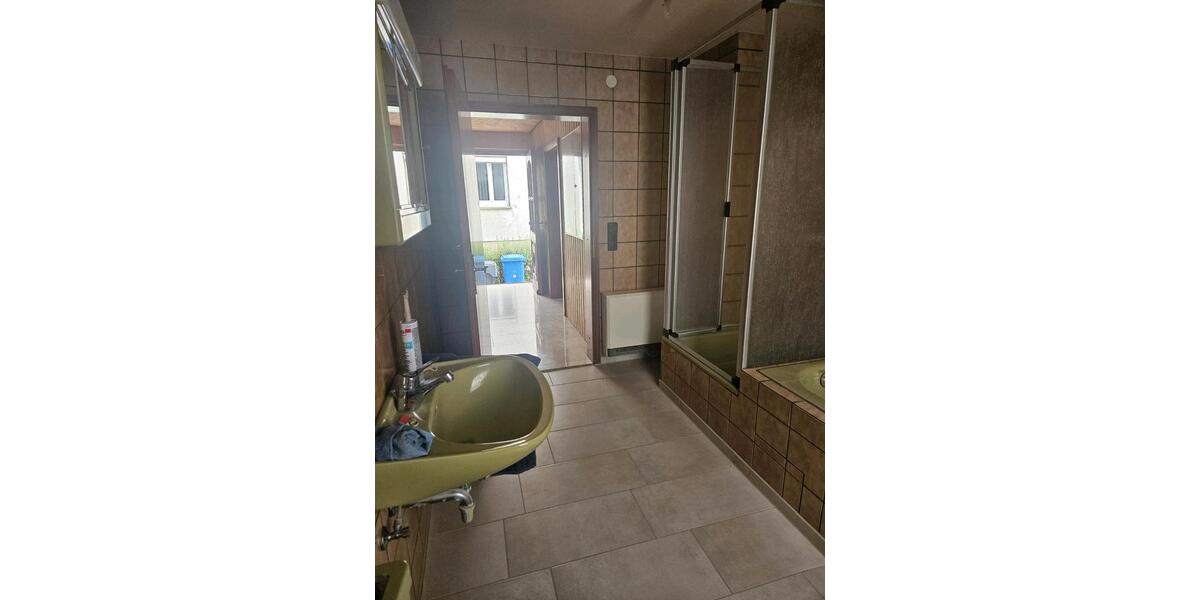 Etagenwohnung Balingen - 4 Zimmer, 20 m&sup2;, 990&euro; | Angebot:26268855