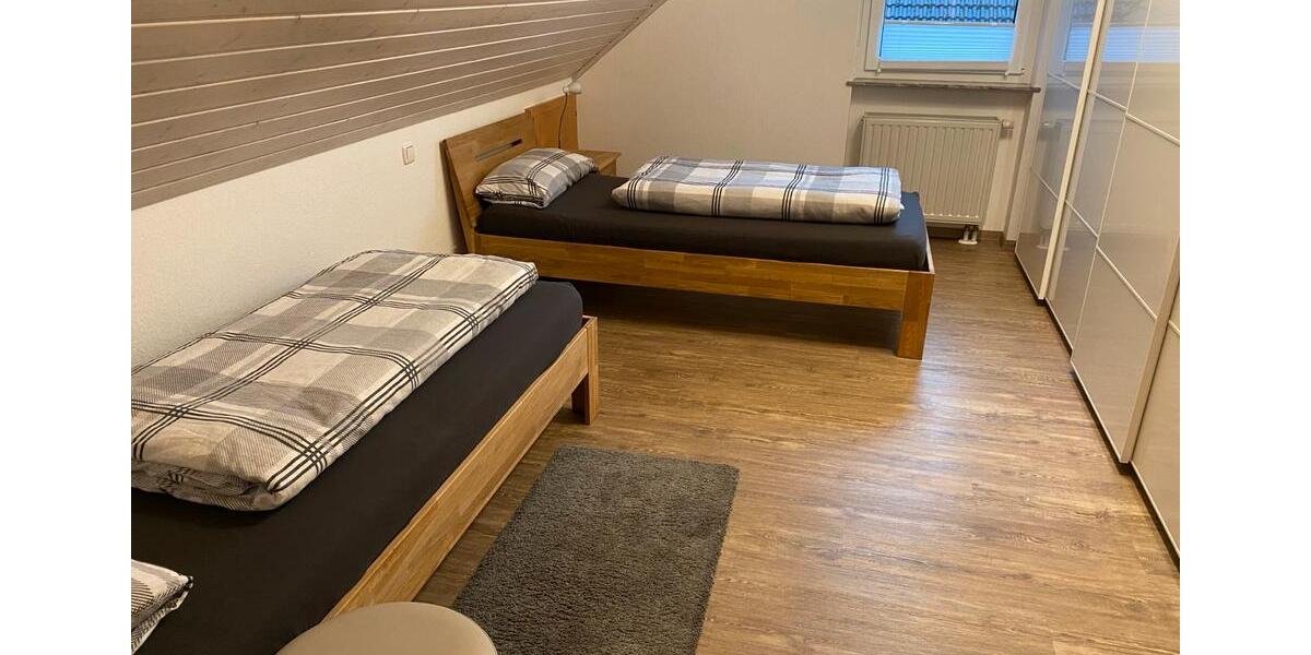 Wohnen auf Zeit Dittelbrunn - 3.5 Zimmer, 89 m&sup2;, 25&euro; | Angebot:19509456