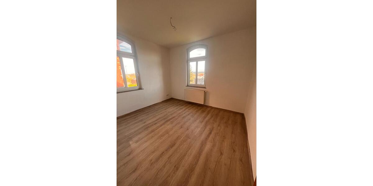 Hochparterre Hildburghausen - 2 Zimmer, 56 m&sup2;, 420&euro; | Angebot:26536953