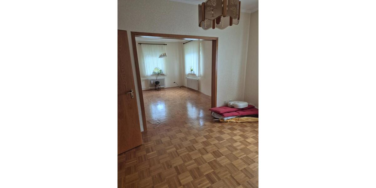 EFH IN KB mit GARTEN u. GARAGE, ruhige Lage KB Nähe Südbahnhof 4 zimmer