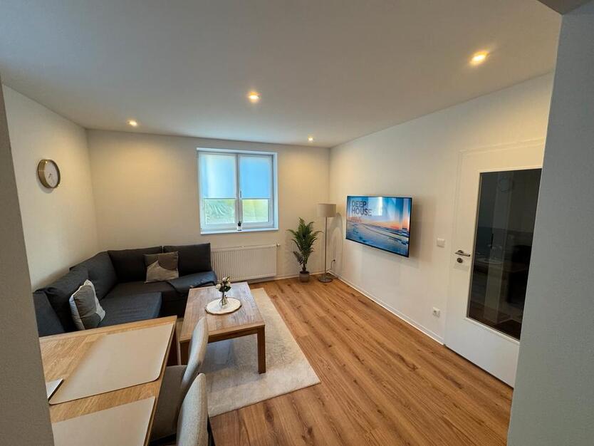 Möblierte Wohnung (Kernsaniert Erstbezug in Empelde)
