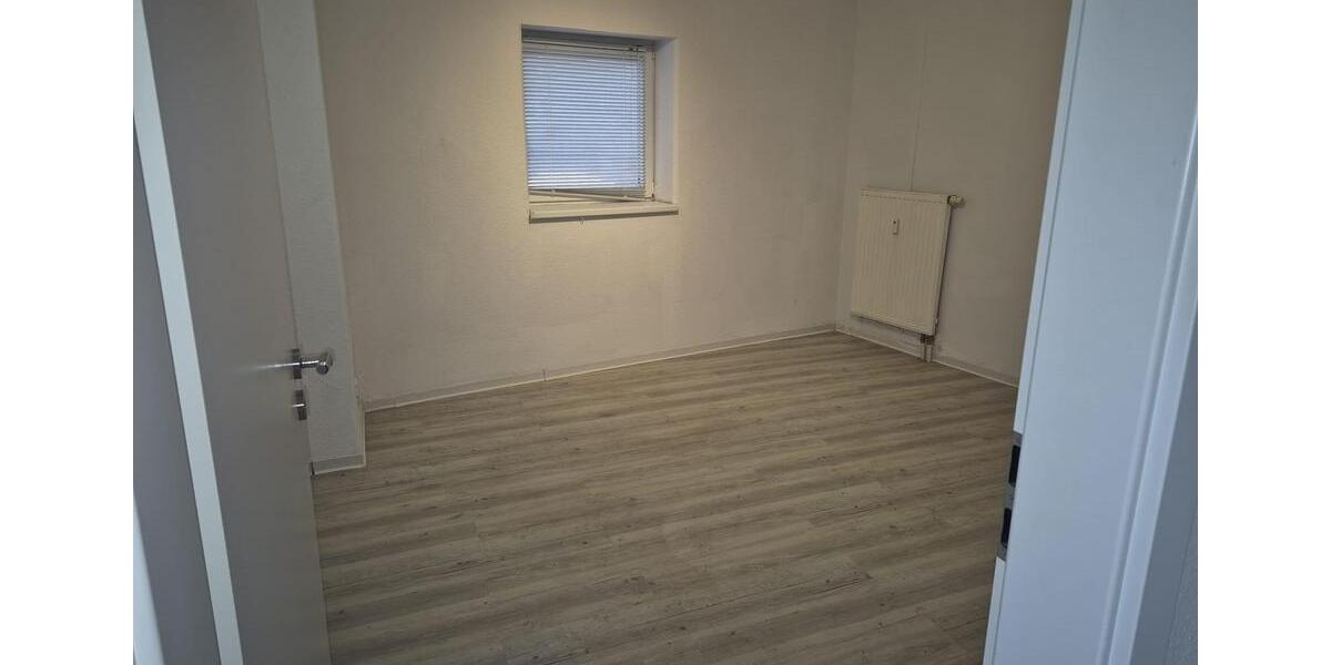 Mehrfamilienhaus, Wohnhaus Clausthal-Zellerfeld Zellerfeld - 1 Zimmer, 27 m&sup2;, 270&euro; | Angebot:25178480