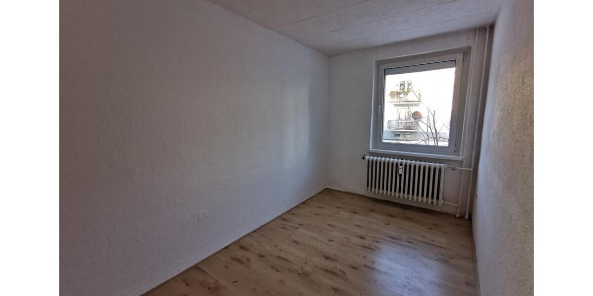 Etagenwohnung Beeskow - 3 Zimmer, 61 m&sup2;, 459&euro; | Angebot:25046537
