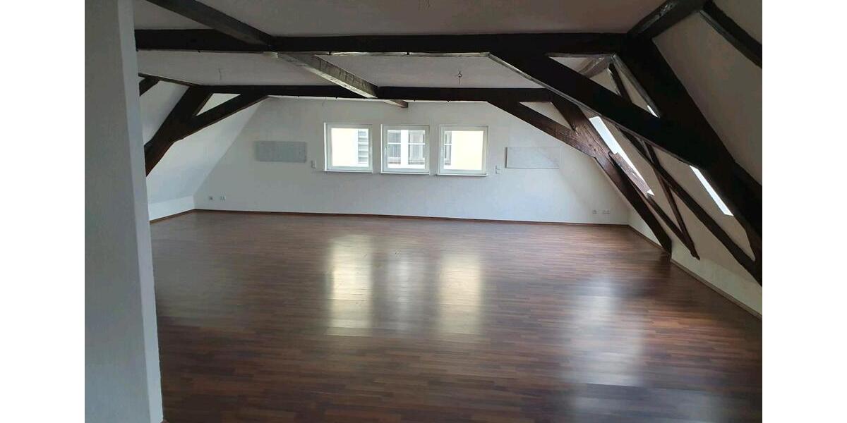 Maisonettenwohnung Dornhan - 3 Zimmer, 160 m&sup2;, 1.100&euro; | Angebot:26023523
