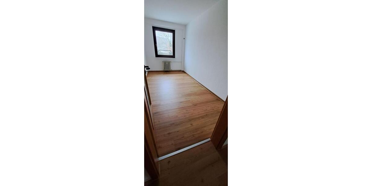 frisch renovierte 3-Zimmer Wohnung ab sofort verfügbar - 3- Neubrandenburg Katharinenviertel | Angebot:24862188