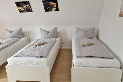 Wohnen auf Zeit Mönchengladbach West - 2 Zimmer, 65 m&sup2;, 100&euro; | Angebot:25370117