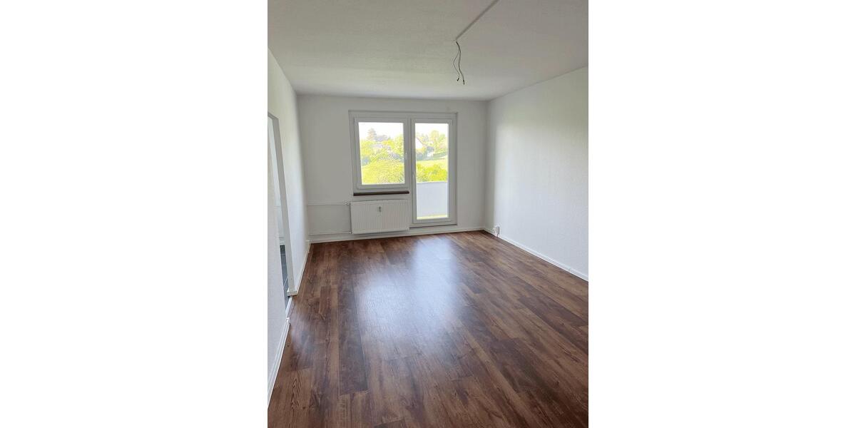 Etagenwohnung Saalfeld (Saale) - 3 Zimmer, 61 m&sup2;, 366&euro; | Angebot:25992445