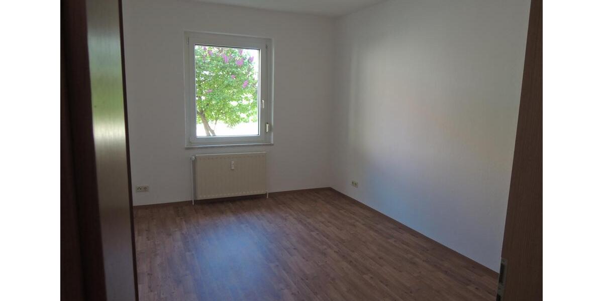 Etagenwohnung Oschersleben (Bode) - 2 Zimmer, 55 m&sup2;, 367&euro; | Angebot:26266525