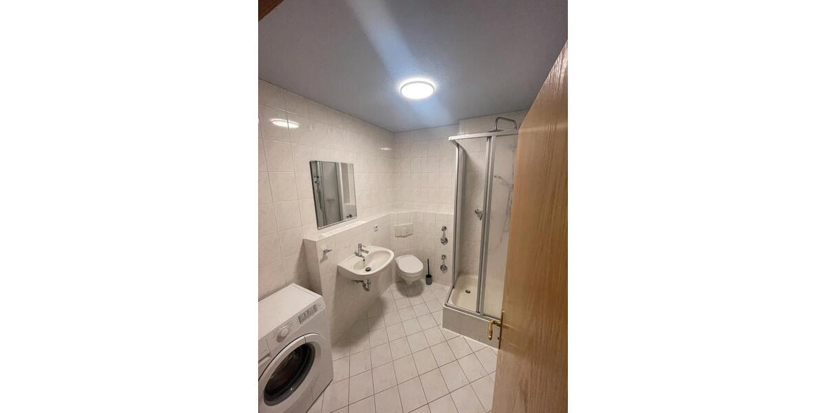 Etagenwohnung Schmölln - 1 Zimmer, 40 m&sup2;, 280&euro; | Angebot:26223217