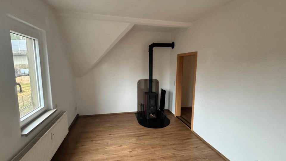 Dachgeschoßwohnung Zschopau - 2 Zimmer, 57 m&sup2;, 285&euro; | Angebot:24258596