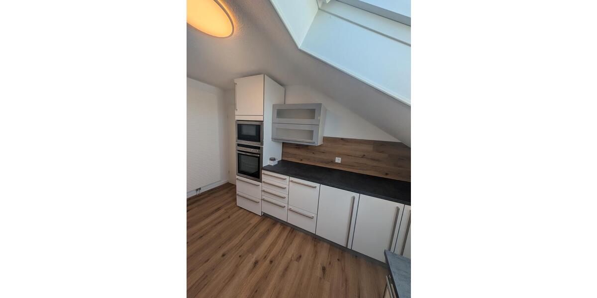 Dachgeschoßwohnung Karlsruhe Wettersbach - 5 Zimmer, 113 m&sup2;, 1.350&euro; | Angebot:26414163