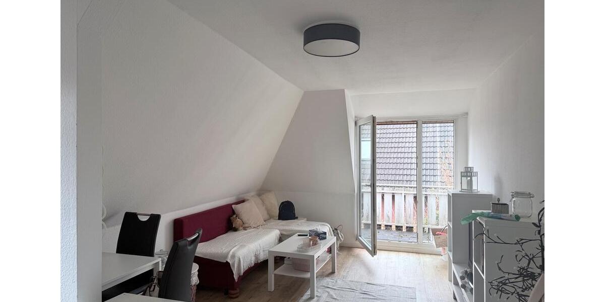 Dachgeschoßwohnung Oldenburg Alexandersfeld - 2 Zimmer, 35 m&sup2;, 600&euro; | Angebot:25206451