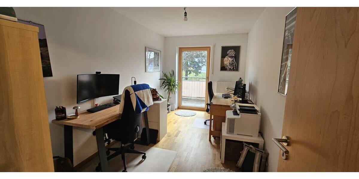 Etagenwohnung Winhöring - 4 Zimmer, 123 m&sup2;, 1.050&euro; | Angebot:25984683