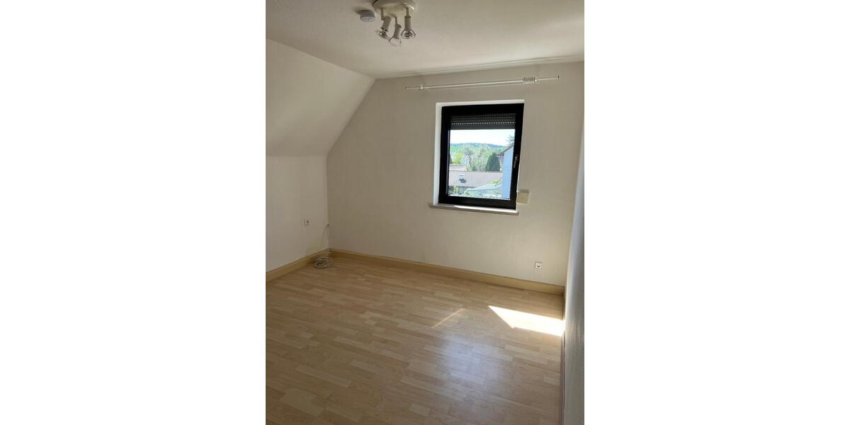 Einfamilienhaus Krumbach (Schwaben) - 6 Zimmer, 133 m&sup2;, 1.650&euro; | Angebot:26594509