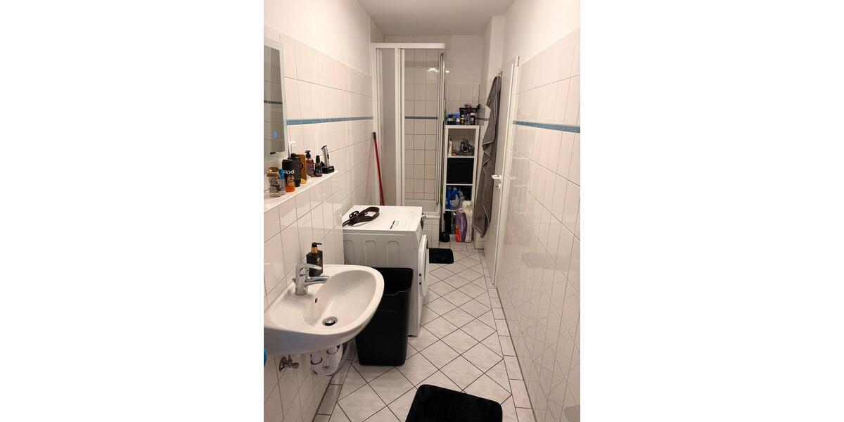Etagenwohnung Magdala - 2 Zimmer, 40 m&sup2;, 450&euro; | Angebot:25047355