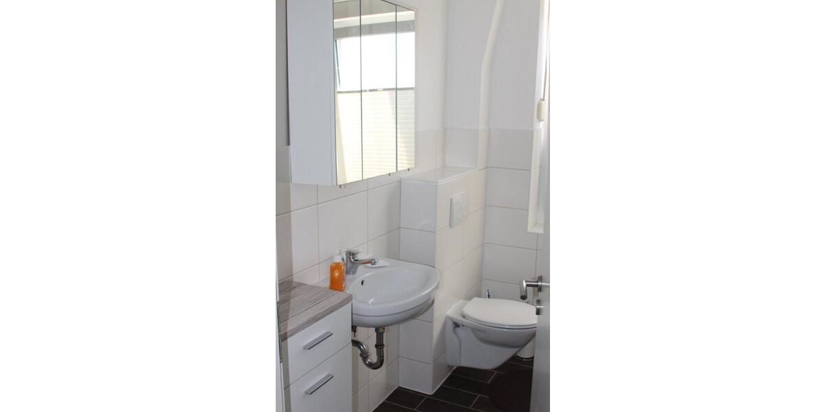 Wohnen auf Zeit Peine - 3 Zimmer, 67 m&sup2;, 100&euro; | Angebot:10837221