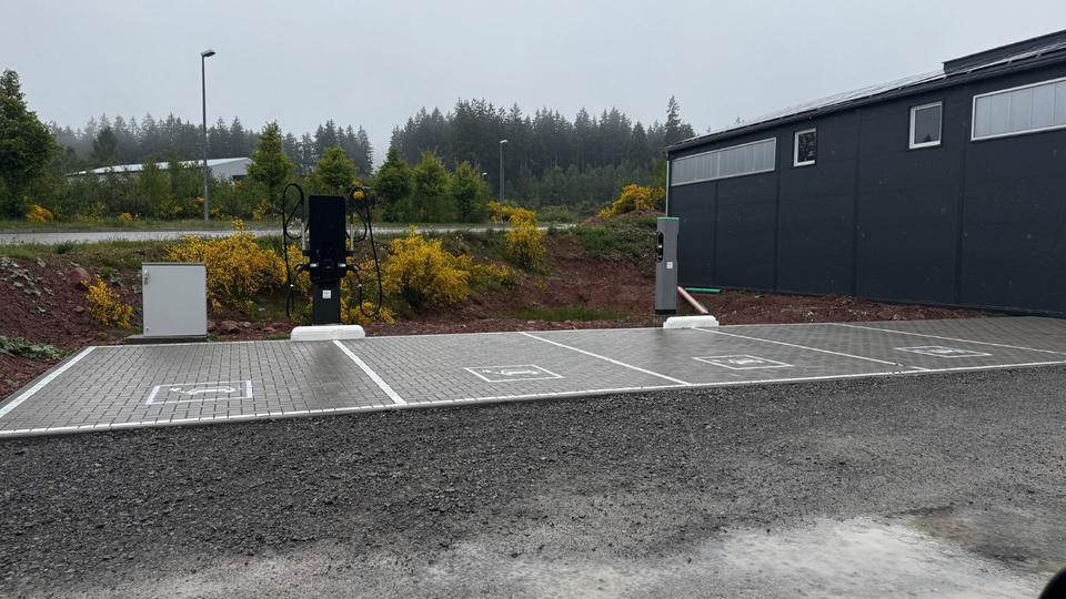 Gewerbeobjekt Suhl Aue 1 - 1.300&euro; | Angebot:24775804