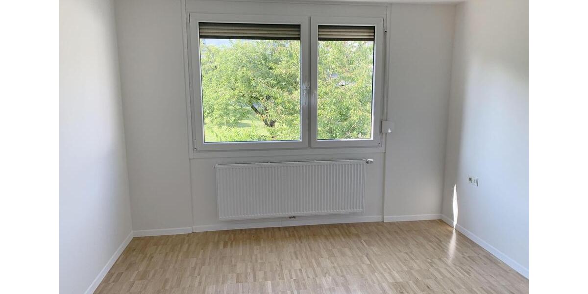 Etagenwohnung Esslingen am Neckar Brühl - 3 Zimmer, 80 m&sup2;, 1.120&euro; | Angebot:26705715