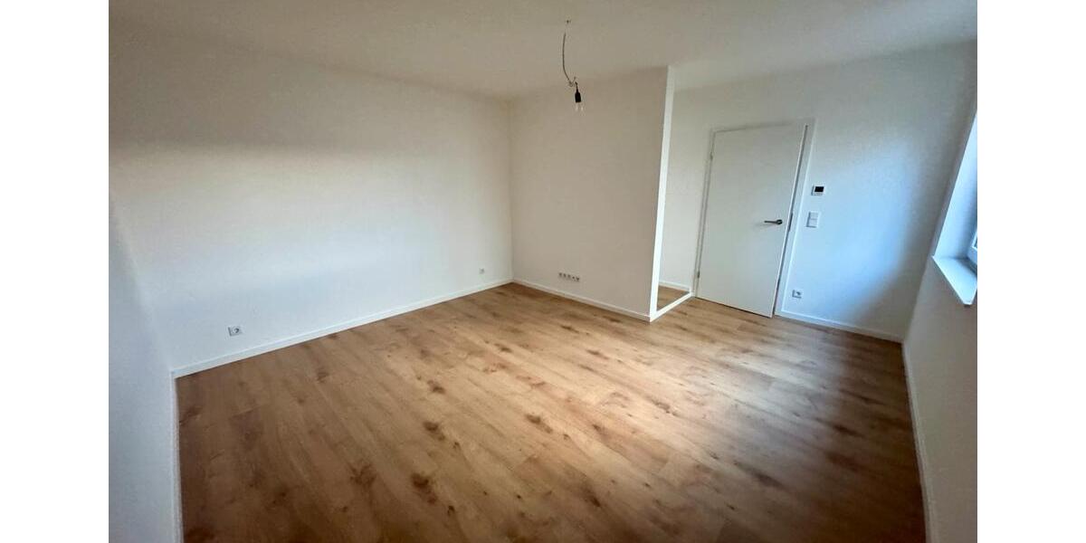 Erdgeschoßwohnung Warstein - 3 Zimmer, 81 m&sup2;, 900&euro; | Angebot:25964963