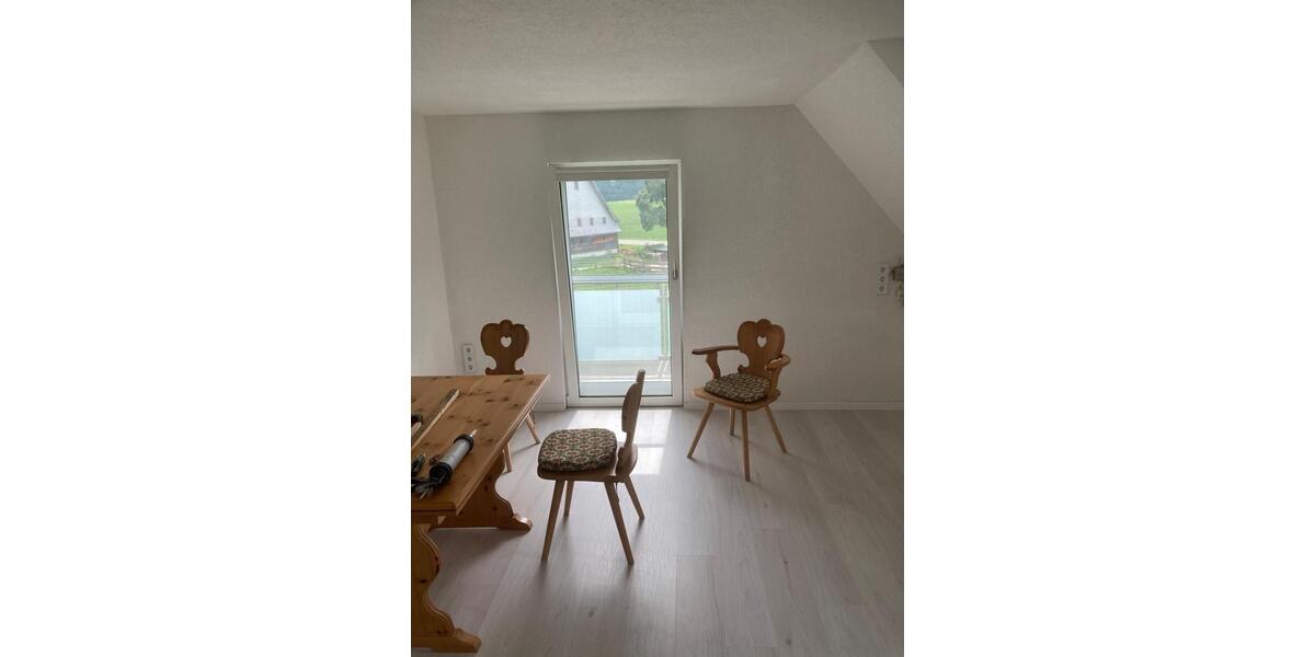 Dachgeschoßwohnung Schutterwald - 4 Zimmer, 80 m&sup2;, 700&euro; | Angebot:25757538