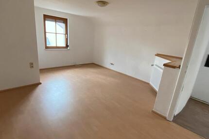 Wohnung Gunzenhausen - 2 Zimmer, 60 m&sup2;, 600&euro; | Angebot:25995146