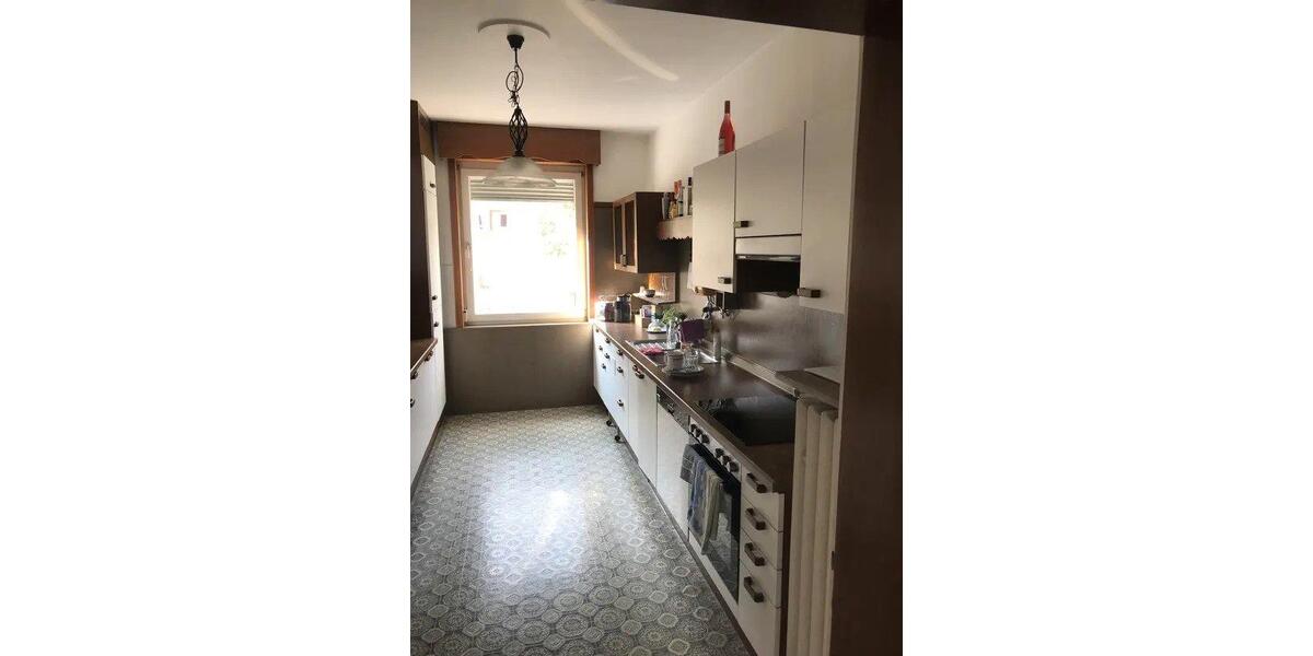 Etagenwohnung Hildesheim - 4 Zimmer, 130 m&sup2;, 950&euro; | Angebot:26299503
