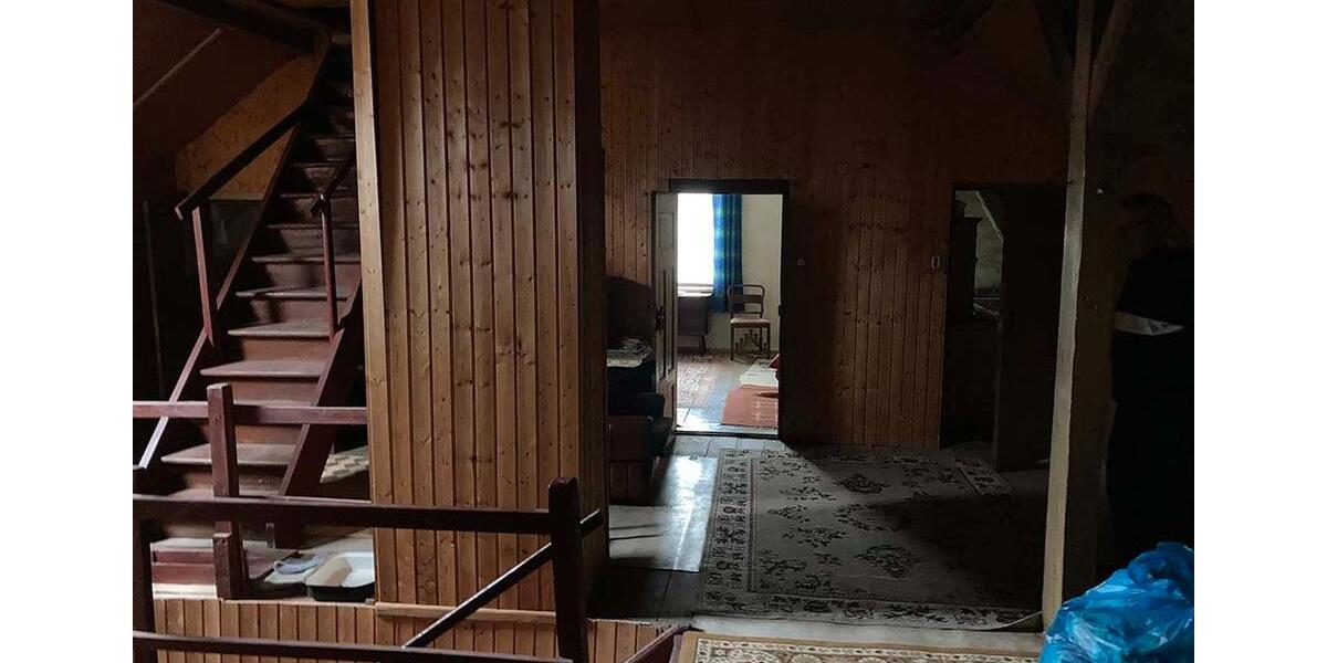 Etagenwohnung Milower Land - 10 Zimmer, 300 m&sup2;, 700&euro; | Angebot:26214529