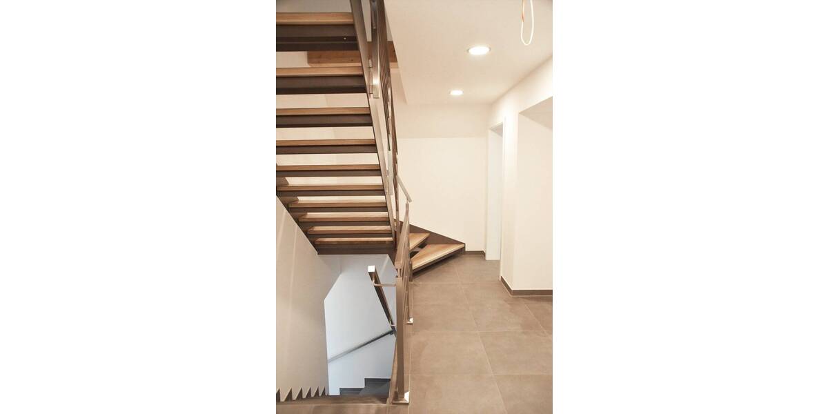 Etagenwohnung Wachau Lomnitz - 4 Zimmer, 160 m&sup2;, 1.480&euro; | Angebot:23479274