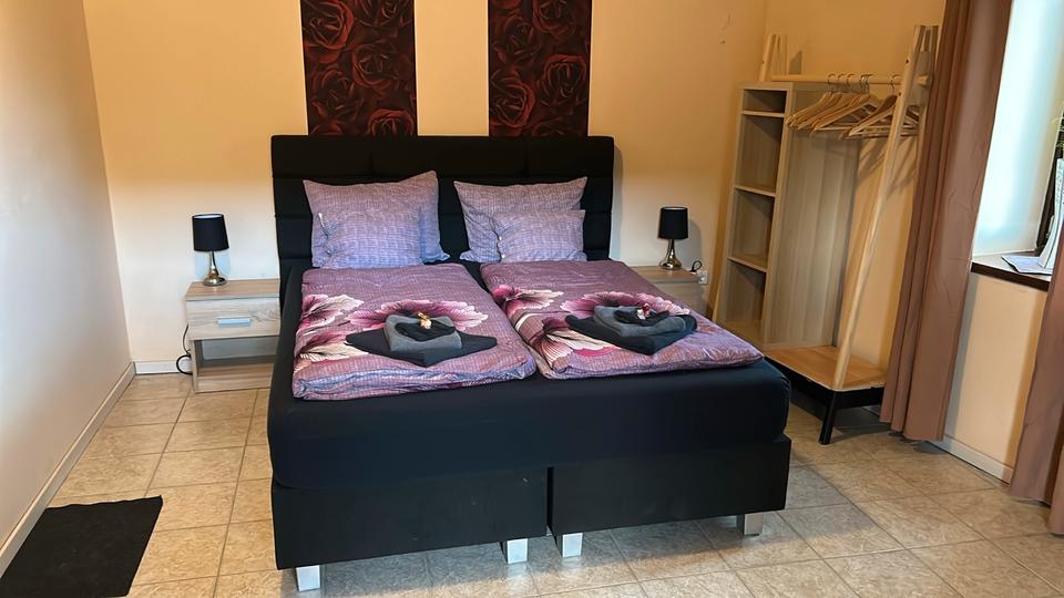 Etagenwohnung Hartha - 3 Zimmer, 90 m&sup2;, 23&euro; | Angebot:25367855