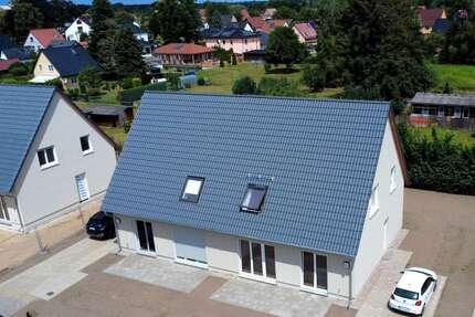 Haus Müllrose - 4.5 Zimmer, 120 m&sup2;, 1.750&euro; | Angebot:27032944
