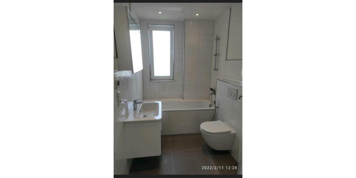 Neubauwohnung im Zweifamilienhaus in Brechtener Heide 4.5 zimmer