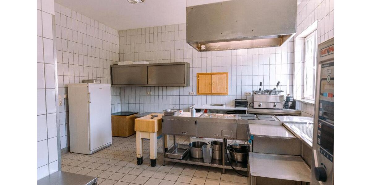 Gewerbeobjekt Aham - 500&euro; | Angebot:22578863