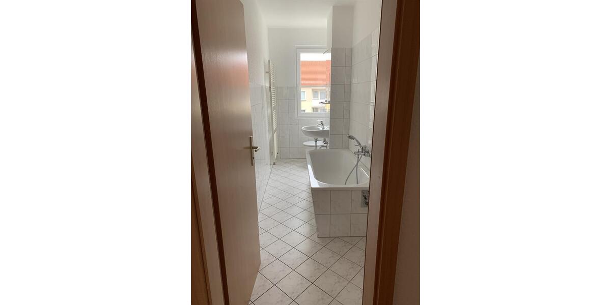 Erdgeschoßwohnung Kamenz - 3 Zimmer, 61 m&sup2;, 425&euro; | Angebot:25058155